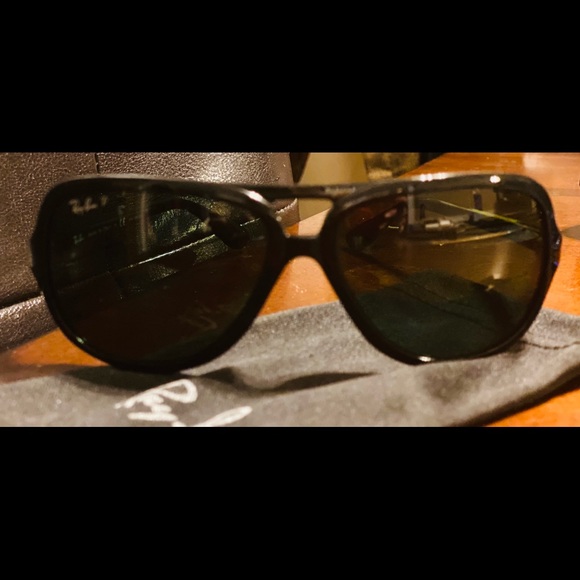 NWOT Unisex Ray-Bans - Picture 1 of 7